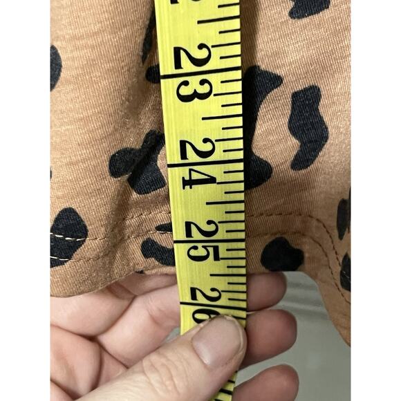 Simply Southern Womens Size Xl Cheetah Print Blouse With ruffle Bottom. Boho - Picture 5 of 10